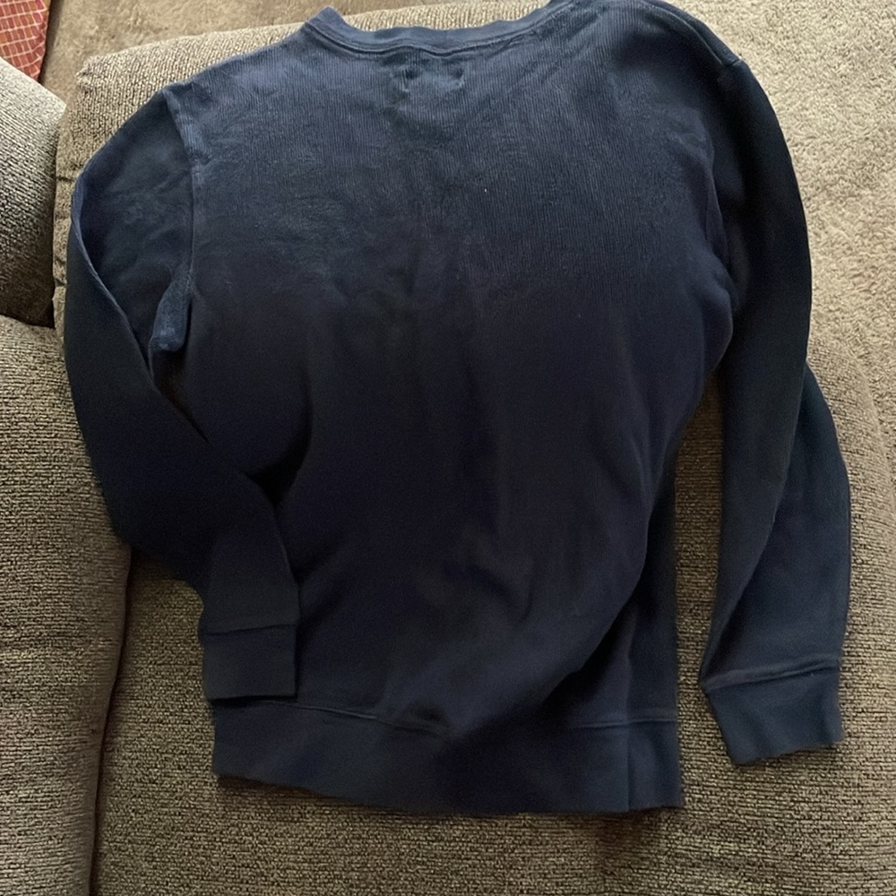 Old Navy V-Neck Sweater - Picture 3 of 3